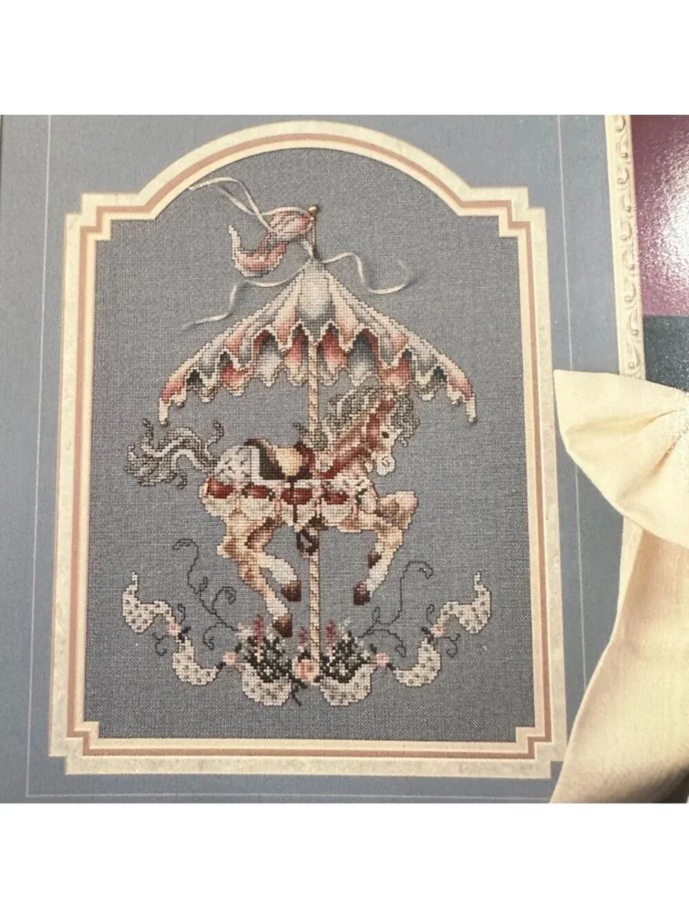 Stoney Creek Carousel Magic Cross-Stitch Pattern Book 117